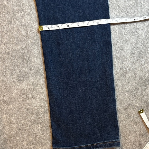 ⨠Joeās Jeans StraightāLeg Denim ⢠Size 27 ⢠Traditional Dark Wash ⨠- Picture 5 of 14